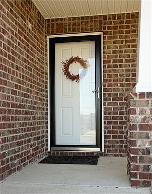 Front door/covered front portch