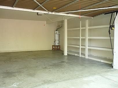 2nd image of 2319 N Naomi St