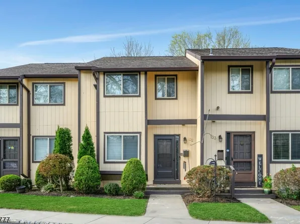 132 Chelsea Way, Bridgewater Twp., NJ 08807