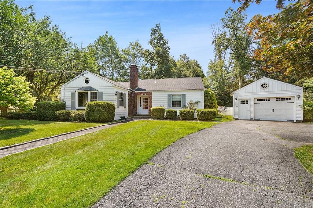 8 Oak Road, Katonah, NY 10536 Zillow