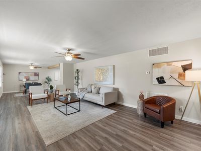 351 Santa Fe Dr, Woodway, TX, 76712