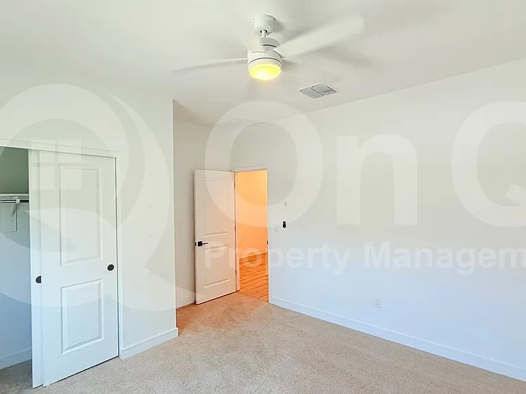 3026 W Straight Arrow Ln — Photo 12