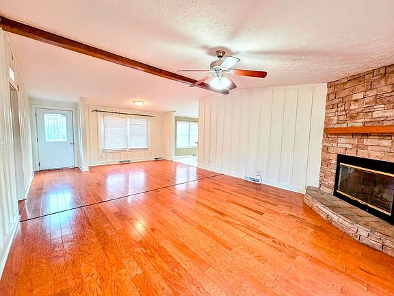 4th image of 132 G St