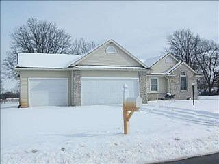 5th image of 57588 Adler Ct