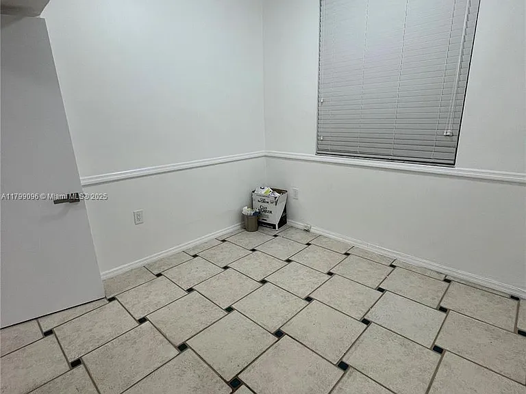 63 NW 51st Ave #63 — Photo 33
