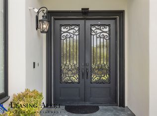 5011 Hayvenhurst Ave #5011, Encino, CA 91436