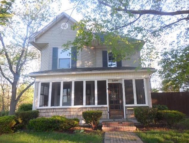 1st image of 264 Oakwood St
