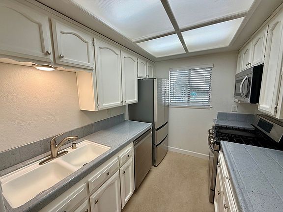 3rd image of 7010-14 Casa Ln