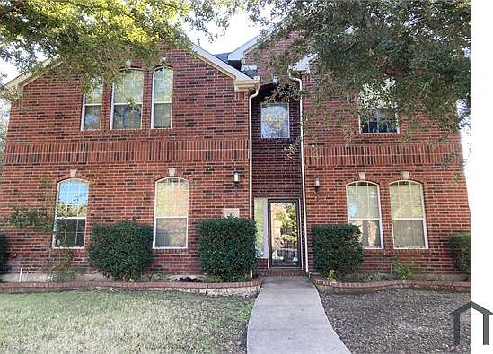 1st image of 10806 Winged Foot Dr
