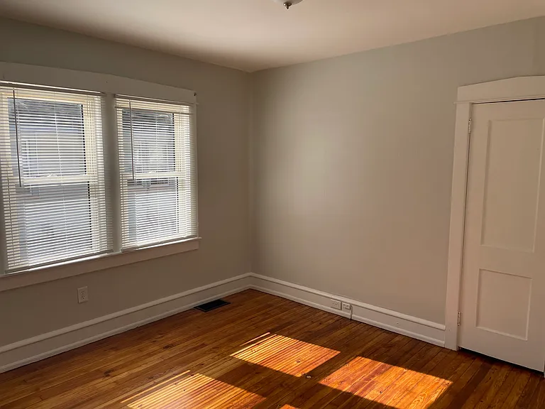 424 Oak St #B — Photo 4