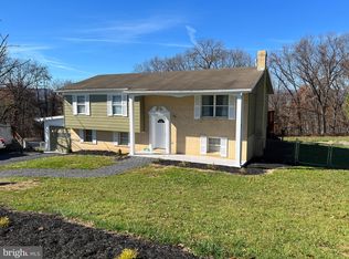 186 Hedrick Dr, Petersburg, WV 26847