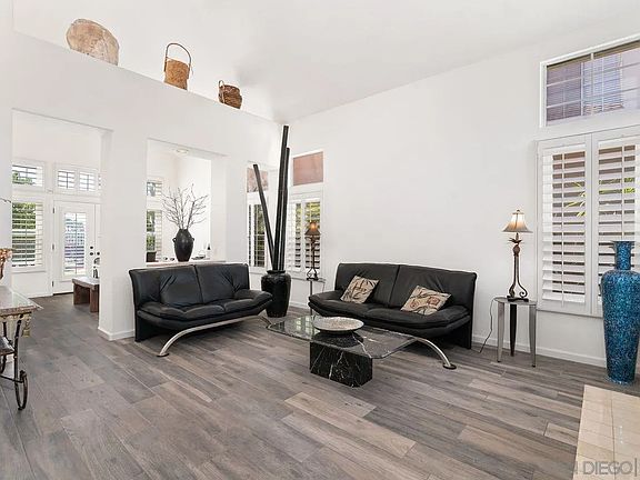 3rd image of 10915 Bonjon Ln