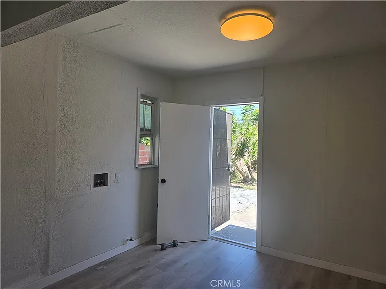 3509 W Flower Ave — Photo 9