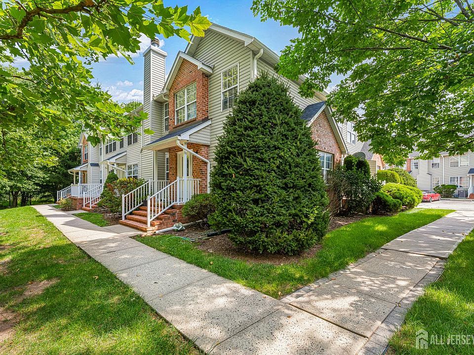 1st image of 262 Retta Ct