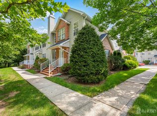 262 Retta Ct, Piscataway, NJ 08854