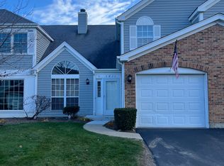 1871 Independence Ct, Gurnee, IL
