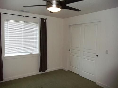 5th image of 3848 Hollyburn Ave NE