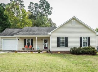 512 Adil Ct, Graham, NC 27253