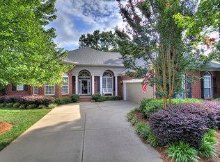 719 Corinthian Pl, Charlotte, NC 28211