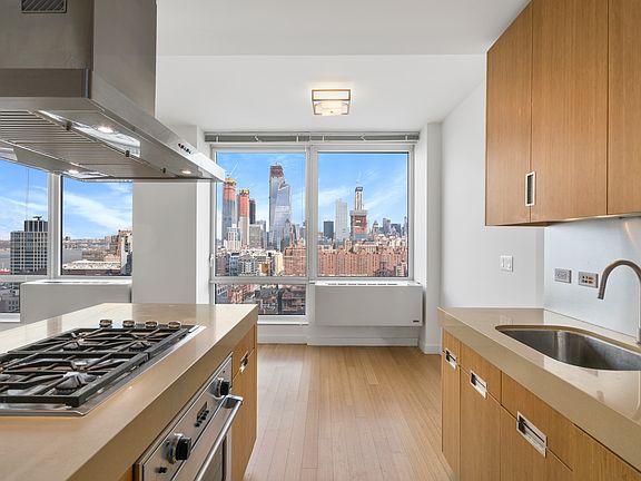 5th image of 450 W 17th St APT 2402