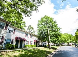 2208 Yorkhills Dr APT 4, Charlotte, NC 28217