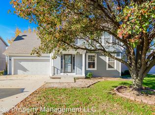 7408 N McKinley Ave, Kansas City, MO 64158