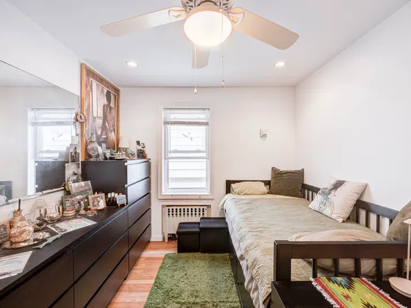 355 Dormans Court image 11 of 20