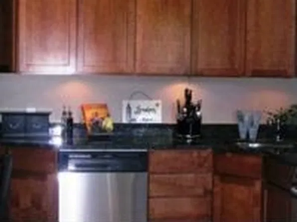 3853 N Kedvale Ave APT 3A, Chicago, IL 60641