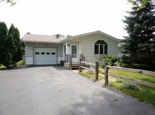 405 Highland Ave, Burr Oak, MI 49030