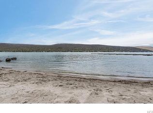 342 E Shore Rd, Greenwood Lake, NY 10925