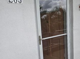 3128 59th St S APT 205, Gulfport, FL 33707