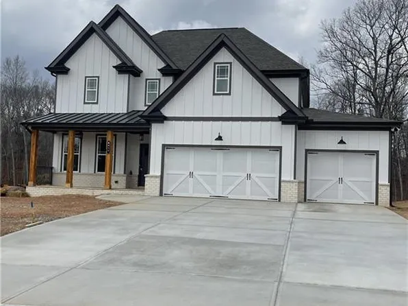 8230 Calloway Club Dr, Cumming, GA 30028