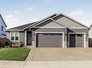 670 E Camellia St, Yamhill, OR