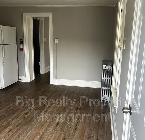 262 Beech St #2 — Photo 3