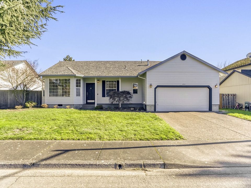 1st image of 1252 NE 22nd Ave