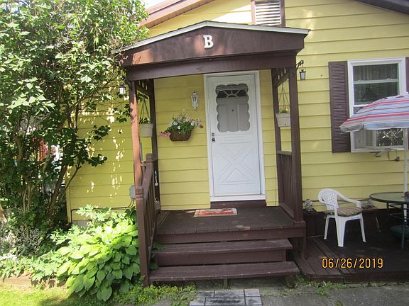 4th image of 151 Johnston Cir