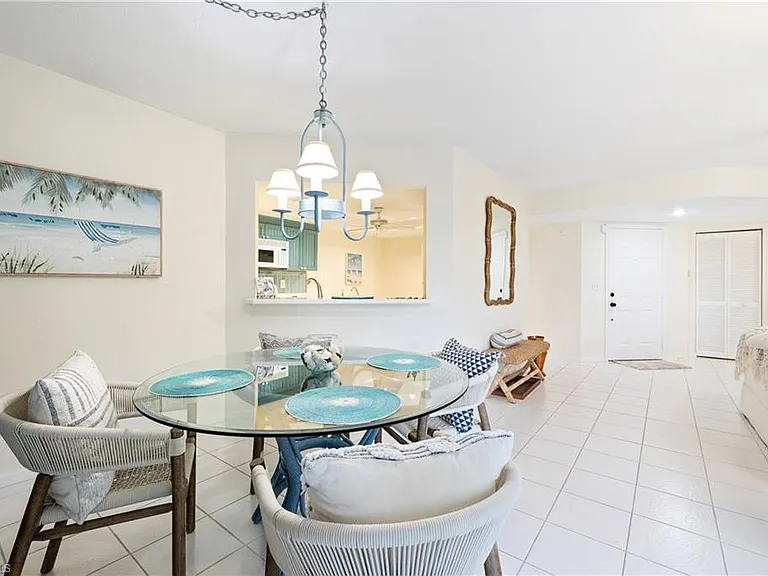 565 Beachwalk Cir #T-102 — Photo 8