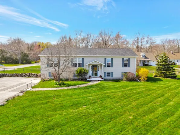 76 Acadia Drive, Rockland, ME 04841