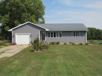 211 Maple St, Olin, IA, 52320