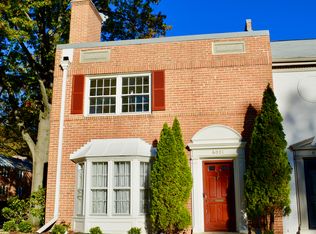 6001 Waterbury Ct, Springfield, VA 22152