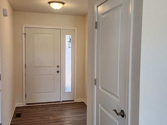 2nd image of 240 S Short Dr