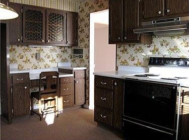 3rd image of 608 Melvin Dr