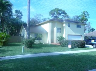 118 Waterway Rd, Royal Palm Beach, FL 33411