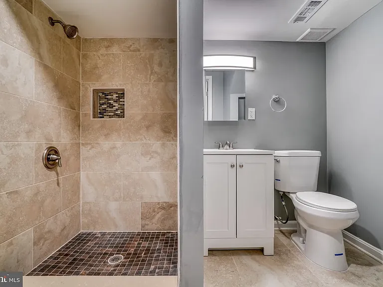2910 Auchentoroly Ter — Photo 12