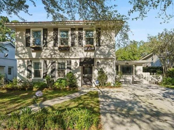 104 Magnolia Dr