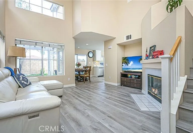 14015 Visions Dr — Photo 2