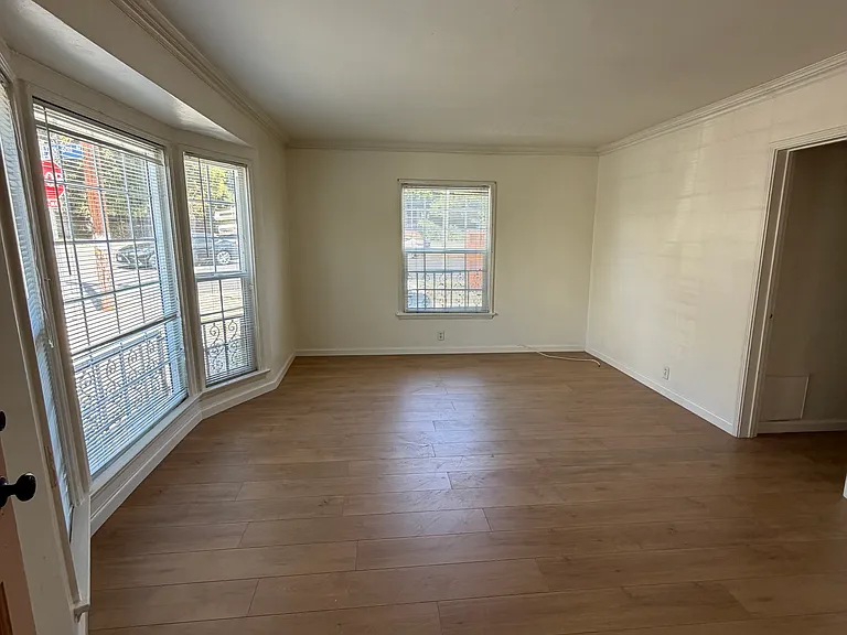 314 N Saint Andrews Pl #3 — Photo 3