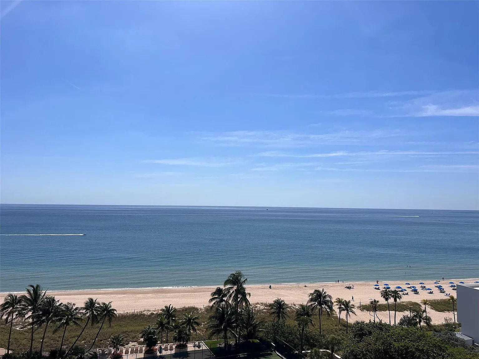 2 bed, 2.0 bath, 1700 sqft, $7,500 — Photo 1