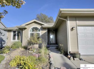 2621 N 189th St, Elkhorn, NE 68022