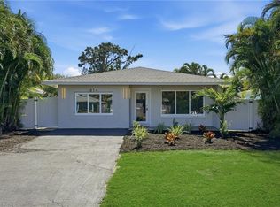 814 101st Ave N, Naples, FL 34108